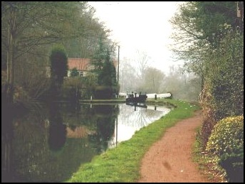The Staffordshire and Worcestershire Canal.